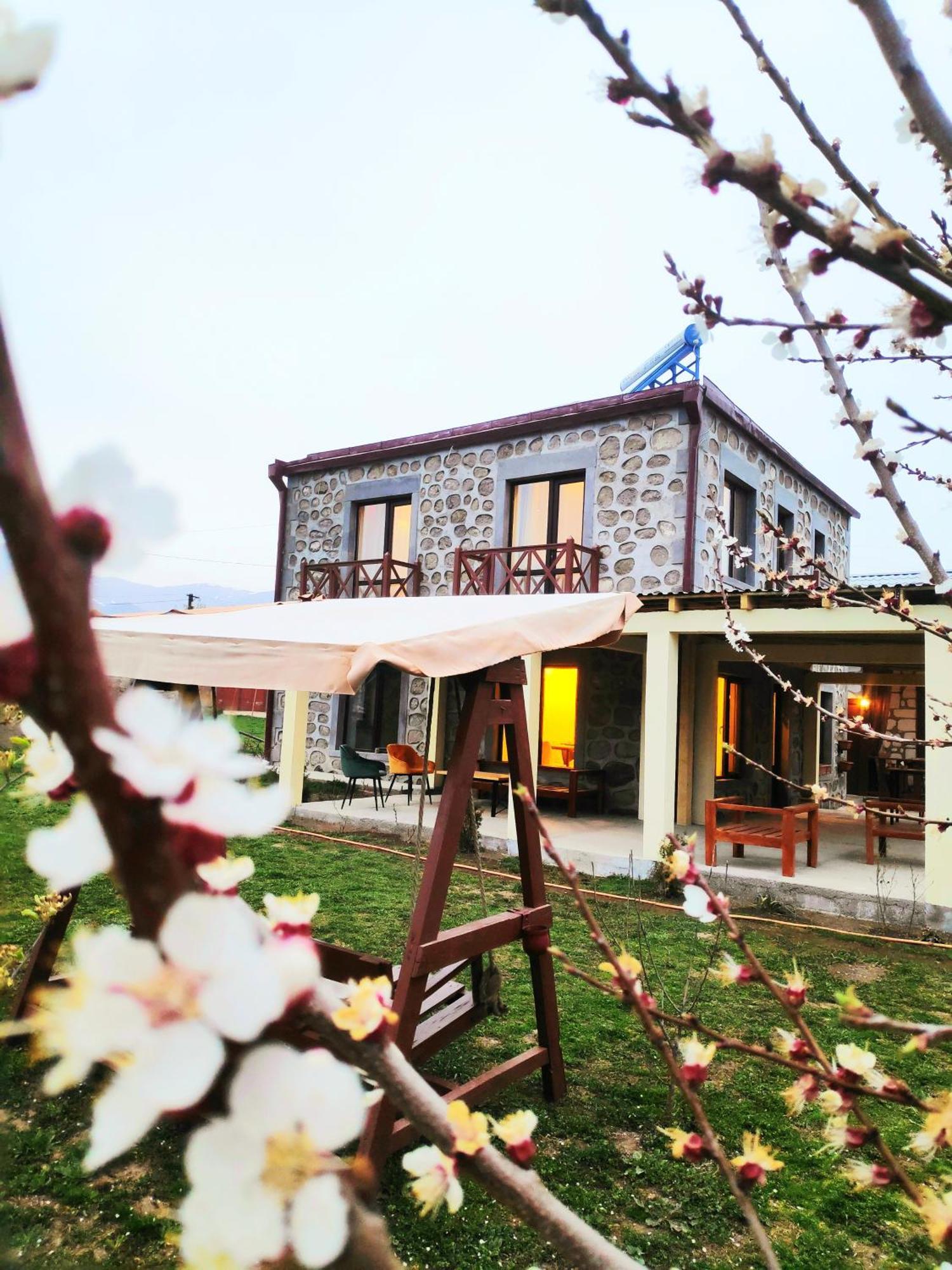 Old Tatev Guesthouse Esterno foto